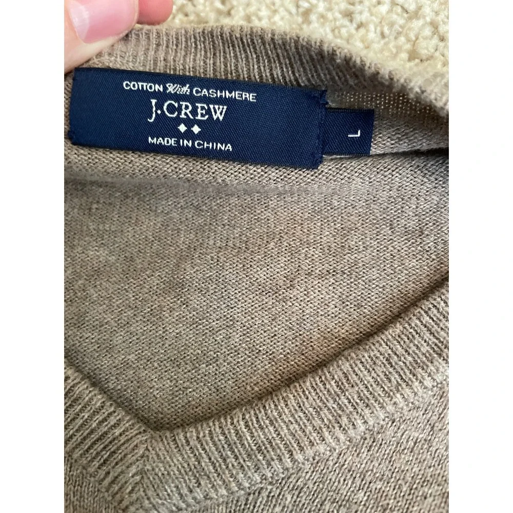 J. Crew Men's V-Neck Sweater Size Large Brown Cotton With Cashmere Knit Pullover